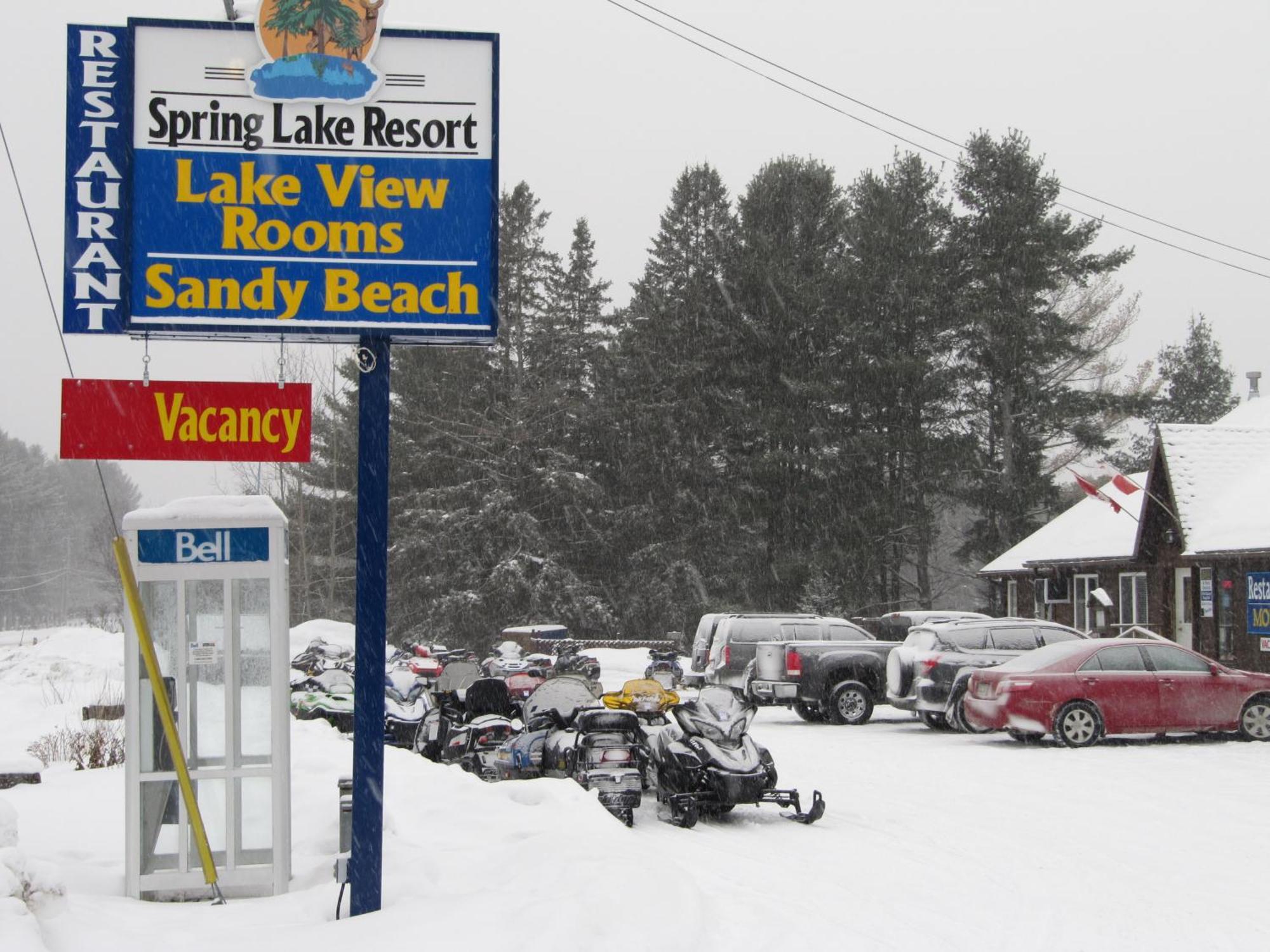 Spring Lake Resort Dwight Bagian luar foto