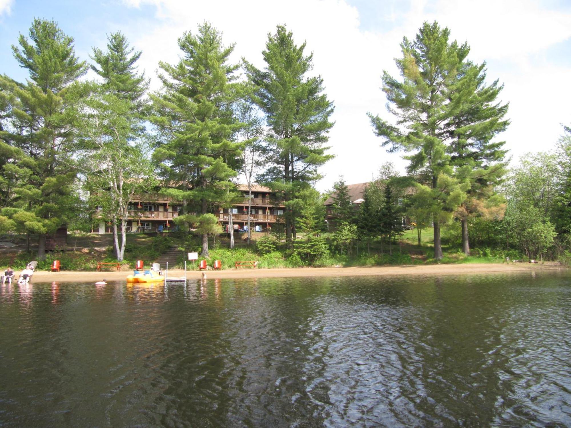 Spring Lake Resort Dwight Bagian luar foto